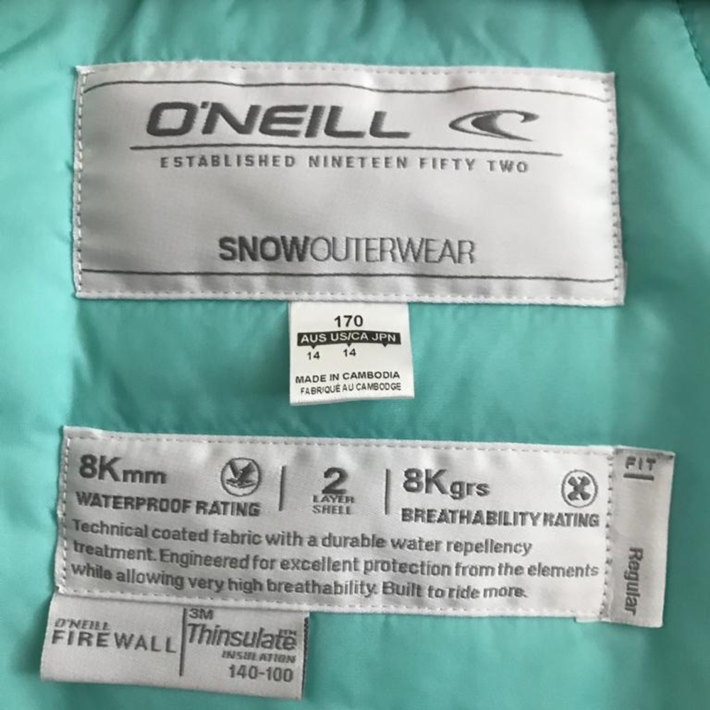 Ski Jackets - Picture 4 of 4